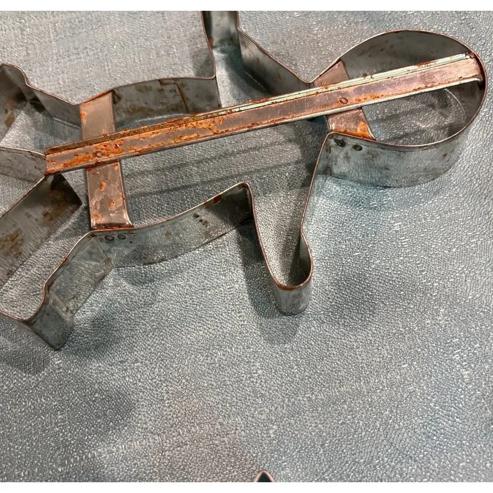Random Mix Of 5 LARGE Vintage Christmas Cookie Cutters